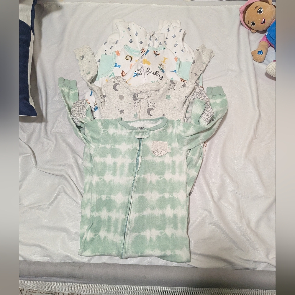 5 Pajamas